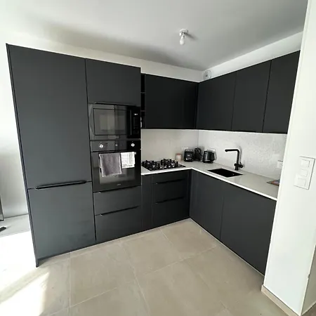 Suarina Apartment