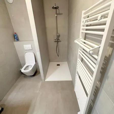 Suarina Apartment